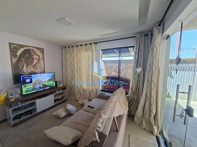 Casa com 180m² 3 quartos e 1 banheiro, à venda, no bairro Zabelê em Vitória da Conquista