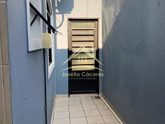 Sobrado com 360m² 3 quartos e 4 banheiros, à venda, no bairro Jardim Shangri-Lá em Cuiabá