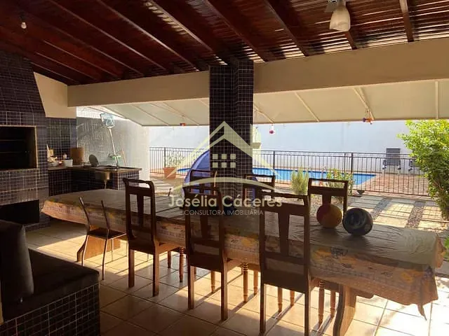 Sobrado com 360m² 3 quartos e 4 banheiros, à venda, no bairro Jardim Shangri-Lá em Cuiabá