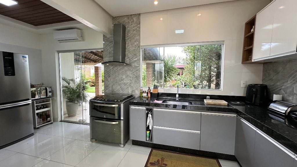 Casa à venda com 3 quartos, 160m² - Foto 7