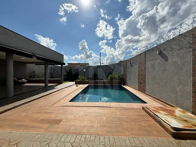 Casa com 403m² 2 quartos e 3 banheiros, à venda, no bairro Parque Residencial Cidade Universitária em Ribeirão Preto