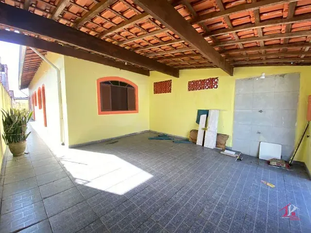 Casa 2 quartos e 1 banheiro, à venda, no bairro Nossa Senhora do Sion em Itanhaém