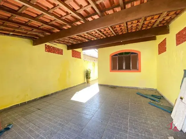 Casa 2 quartos e 1 banheiro, à venda, no bairro Nossa Senhora do Sion em Itanhaém
