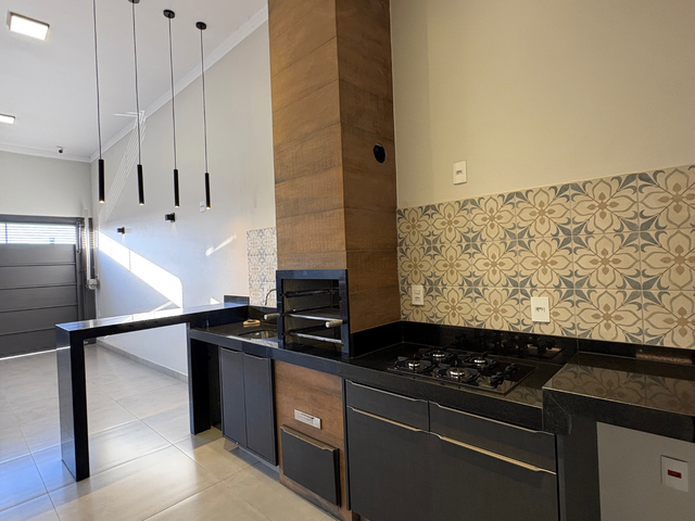 Casa com 160m² 3 quartos e 2 banheiros, à venda, no bairro Esplanada Primo Meneghetti em Franca