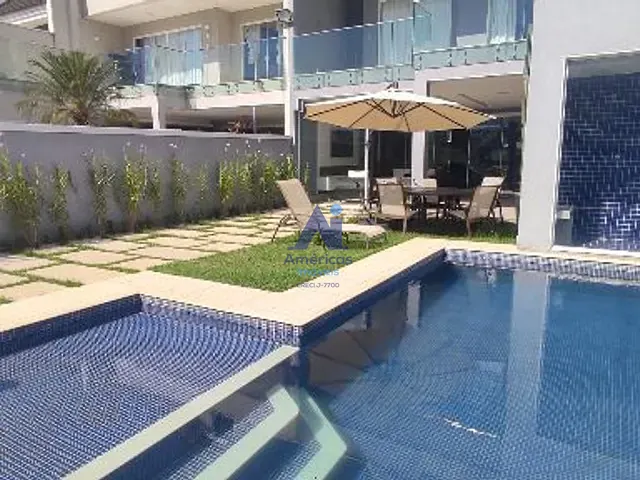 Casa com 381m² 4 quartos e 7 banheiros, à venda, no bairro Guaratiba em Rio de Janeiro