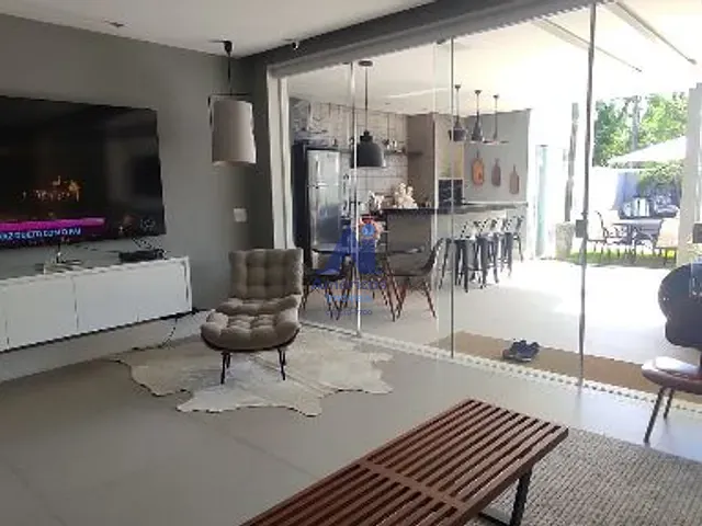 Casa com 381m² 4 quartos e 7 banheiros, à venda, no bairro Guaratiba em Rio de Janeiro