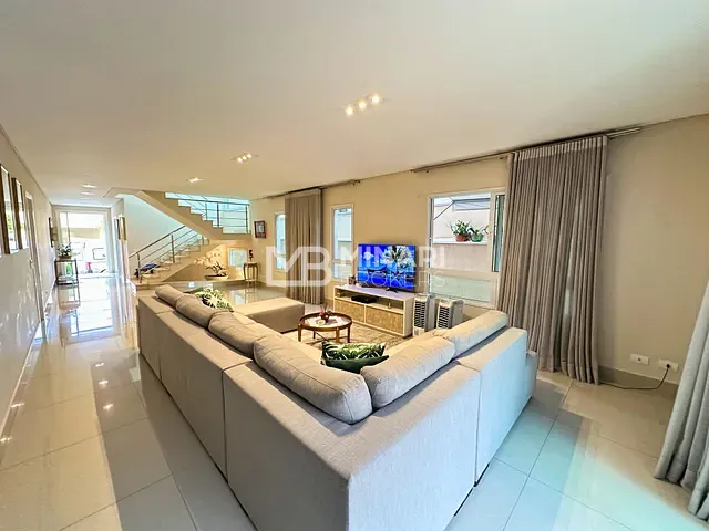 Casa 4 quartos e 7 banheiros, à venda, no bairro Alphaville em Santana de Parnaíba
