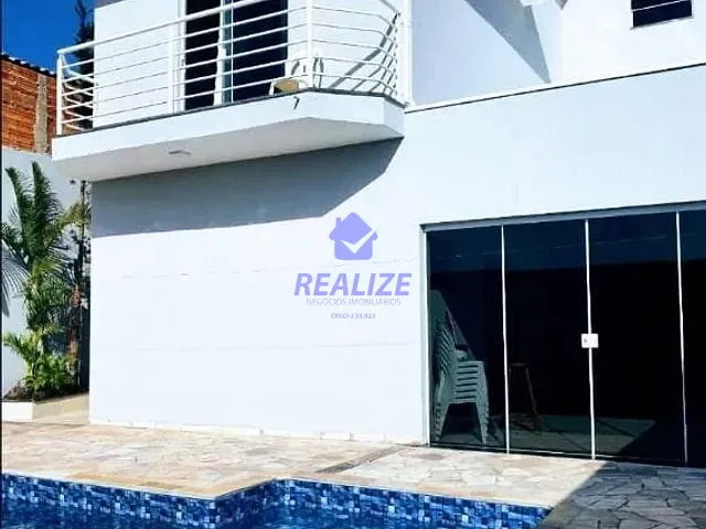 Casa com 250m² 3 quartos e 4 banheiros, à venda, no bairro Altos do Paraíso em Botucatu