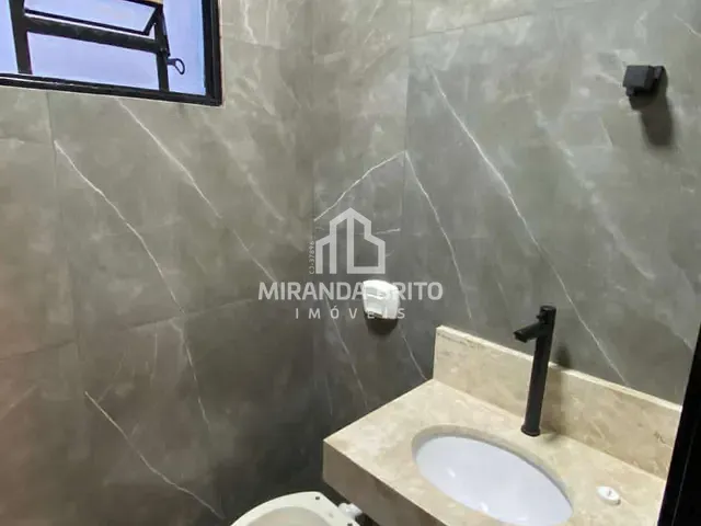 Casa 3 quartos e 2 banheiros, à venda, no bairro Jardim Buriti Sereno em Aparecida de Goiânia