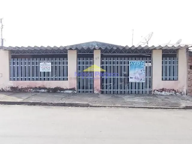 Casa com 300m² 3 quartos e 2 banheiros, à venda, no bairro Vila Bela Vista em Capivari