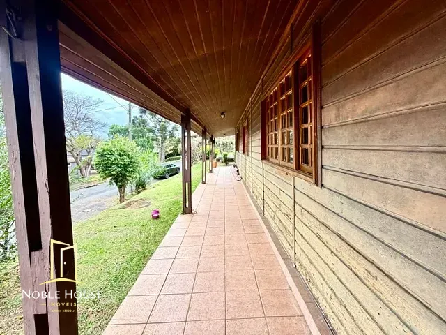 Casa com 1323m² 3 quartos e 1 banheiro, à venda, no bairro Marambaia em Vinhedo