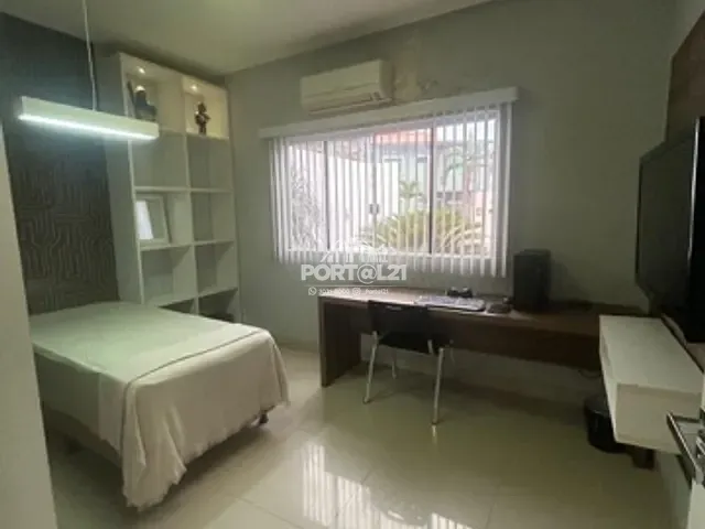 Casa 3 quartos e 2 banheiros, à venda, no bairro Cidade Universitária em Petrolina