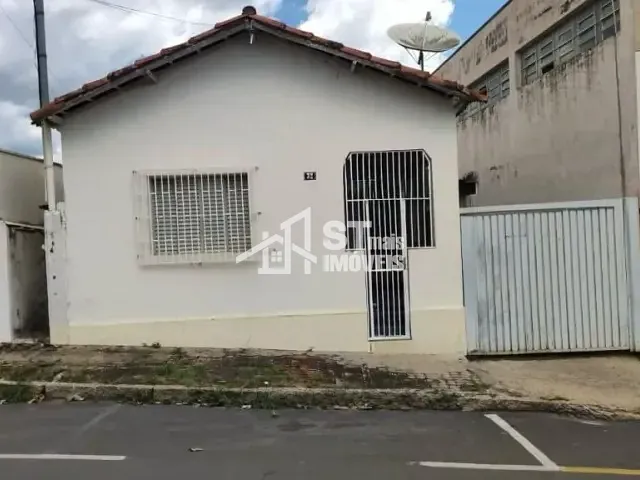 Casa com 245m² 4 quartos e 2 banheiros, à venda, no bairro Centro em Andradas