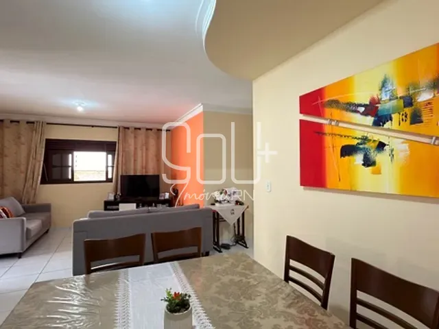 Casa com 250m² 3 quartos e 3 banheiros, à venda, no bairro Nova Parnamirim em Parnamirim