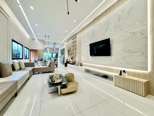 Casa com 376m² 3 quartos e 4 banheiros, à venda, no bairro Vivendas do Arvoredo em Londrina