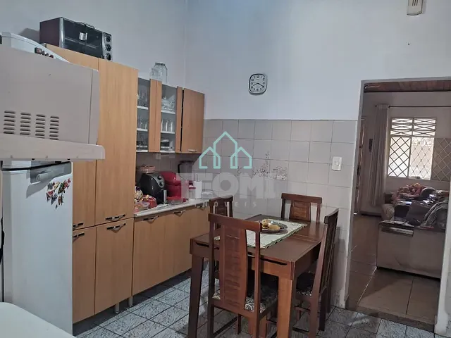 Ponto com 203m², à venda, no bairro Jardim das Nações em Taubaté