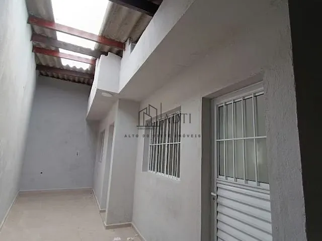 Casa com 150m² 2 quartos e 2 banheiros, à venda, no bairro Jardim Camila em Mogi das Cruzes