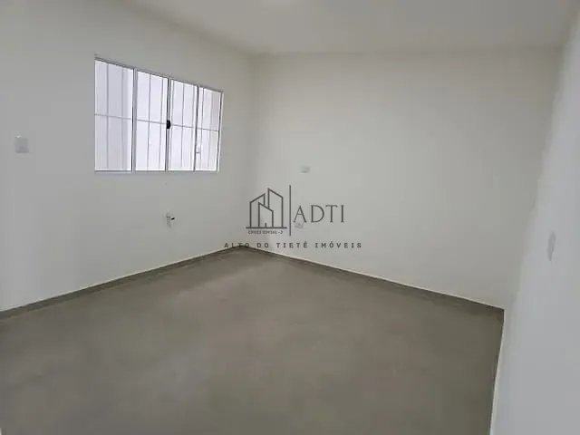 Casa com 150m² 2 quartos e 2 banheiros, à venda, no bairro Jardim Camila em Mogi das Cruzes
