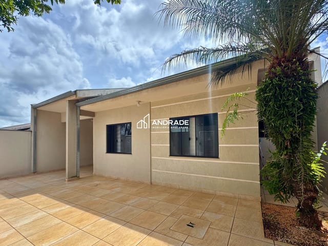 Casa com 275m² 3 quartos e 1 banheiro, à venda, no bairro Residencial Interlagos em Apucarana