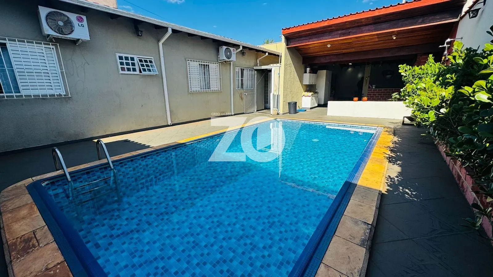 Casa, 3 quartos, 220 m² - Foto 2