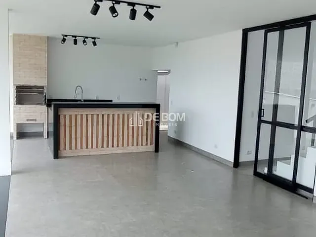 Casa com 450m² 4 quartos e 4 banheiros, à venda, no bairro Santa Ângela em Poços de Caldas