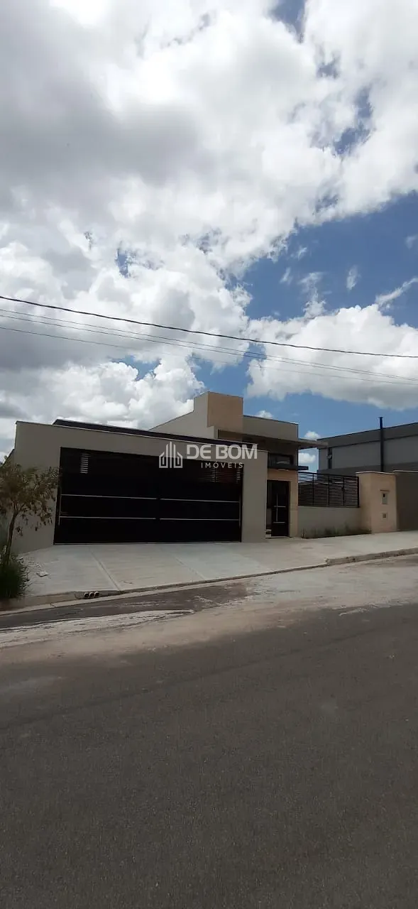 Casa, 4 quartos, 317 m² - Foto 1
