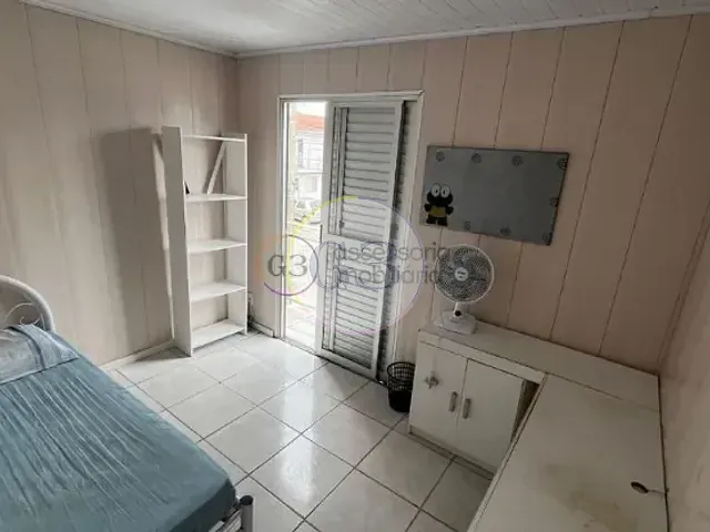 Casa 2 quartos e 1 banheiro, à venda, no bairro Carreiros em Rio Grande