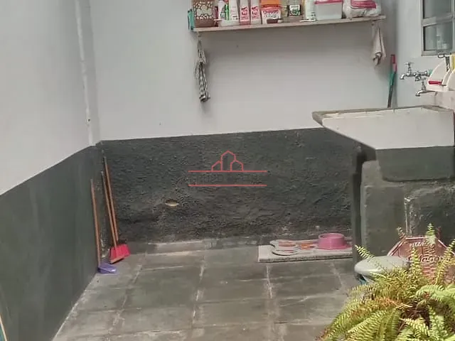 Casa com 320m² 2 quartos e 2 banheiros, à venda, no bairro Jardim Timbauhy/Aldeia em Barueri