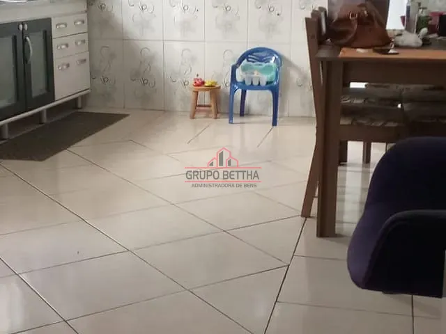 Casa com 320m² 2 quartos e 2 banheiros, à venda, no bairro Jardim Timbauhy/Aldeia em Barueri