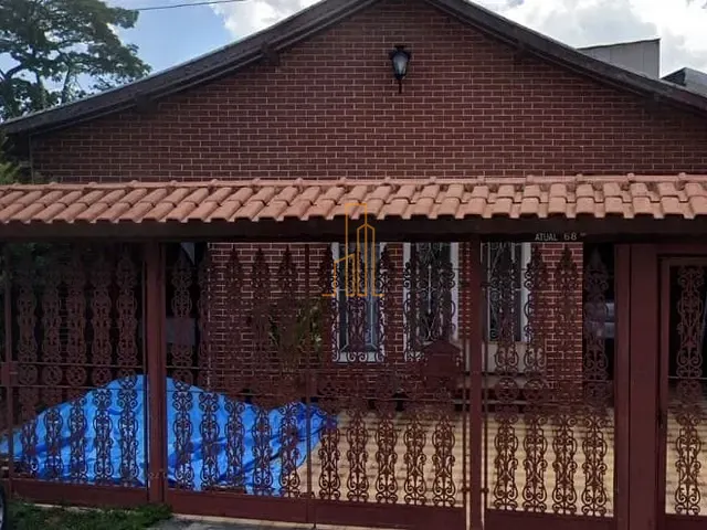 Casa com 300m² 3 quartos e 3 banheiros, à venda, no bairro Vila Scarpelli em Santo André