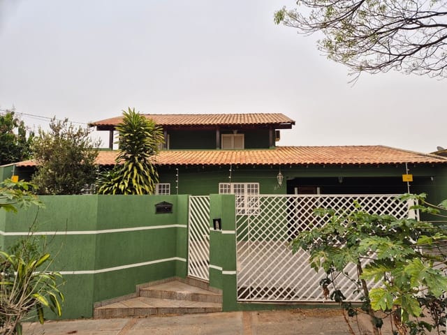 Casa com 307m² 4 quartos e 5 banheiros, à venda, no bairro Jardim Alvorada em Londrina