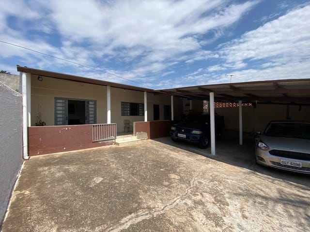 Casa com 600m² 3 quartos e 2 banheiros, à venda, no bairro Cidade Satélite Íris em Campinas