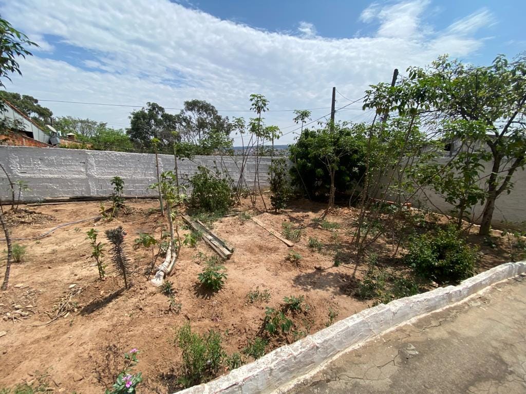 Casa à venda com 3 quartos, 120m² - Foto 4