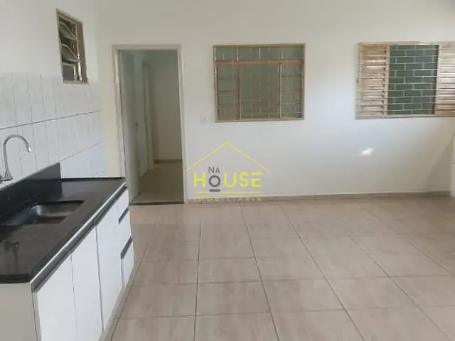 Casa com 353m², à venda, no bairro Chácara das Paineiras em Votuporanga