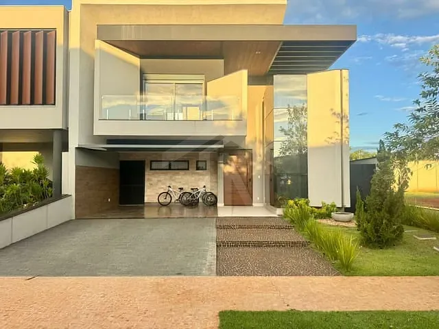 Casa com 300m² 3 quartos e 5 banheiros, à venda, no bairro Vivendas da Mata em Ribeirão Preto