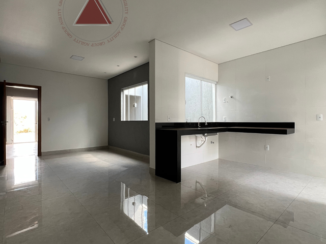 Casa com 125m² 2 quartos e 2 banheiros, à venda, no bairro Jardim Adelinha em Franca