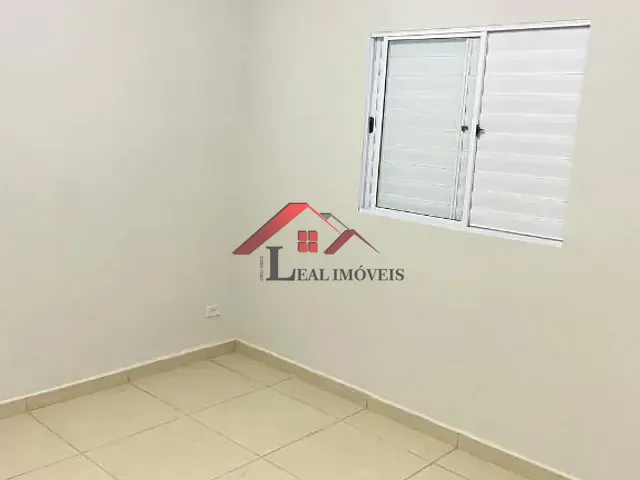 Casa com 125m² 2 quartos e 1 banheiro, à venda, no bairro Jardim Marlene Miranda em Taubaté