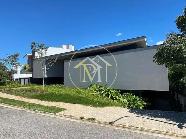 Casa com 571m² 4 quartos e 6 banheiros, à venda, no bairro Tamboré em Santana de Parnaíba