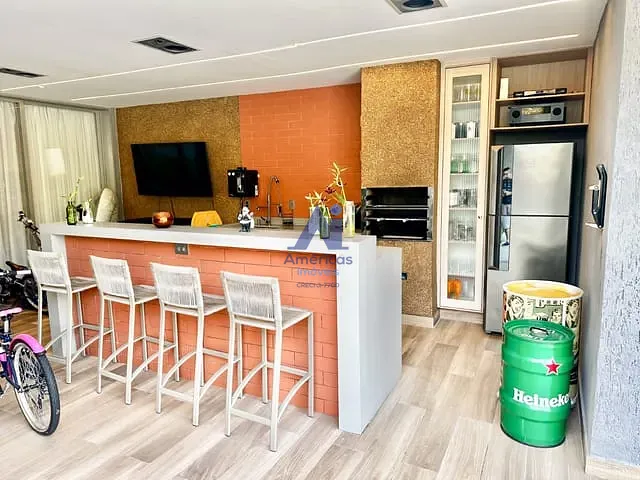 Casa com 320m² 4 quartos e 8 banheiros, à venda, no bairro Recreio dos Bandeirantes em Rio de Janeiro