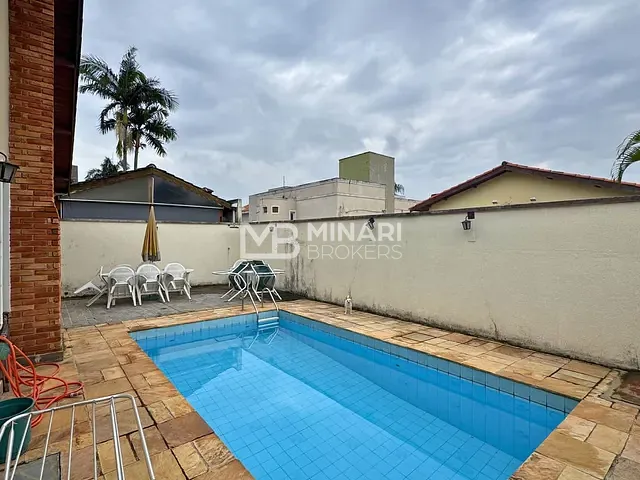 Casa 3 quartos e 4 banheiros, à venda, no bairro Alphaville em Santana de Parnaíba