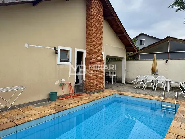 Casa 3 quartos e 4 banheiros, à venda, no bairro Alphaville em Santana de Parnaíba