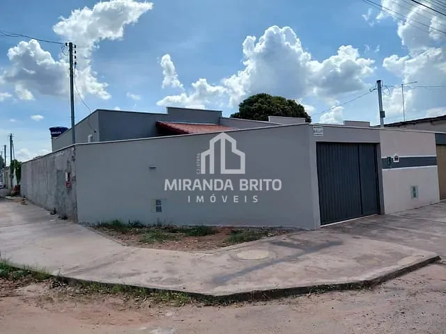 Casa 2 quartos e 1 banheiro, à venda, no bairro Setor Central em Guapó