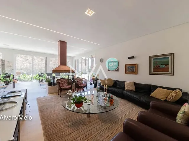 Casa com 2496m² 6 quartos e 5 banheiros, à venda, no bairro Unidade de Vizinhanças Quintas Morro do Chapéu em Nova Lima