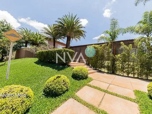 Casa com 2496m² 6 quartos e 5 banheiros, à venda, no bairro Unidade de Vizinhanças Quintas Morro do Chapéu em Nova Lima