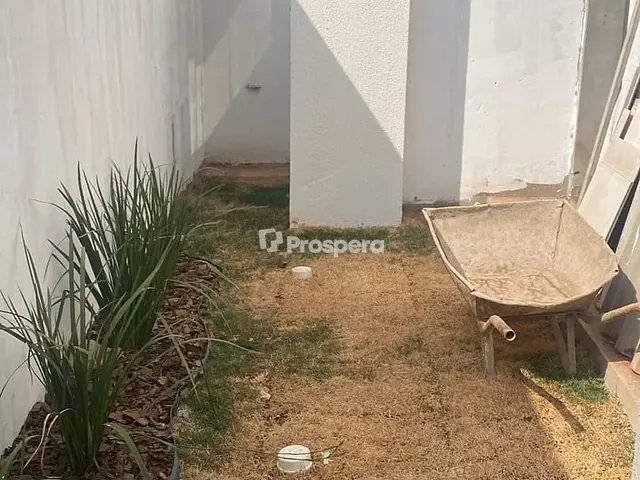Casa com 370m² 4 quartos e 3 banheiros, à venda, no bairro Residencial Cerejeiras em Anápolis