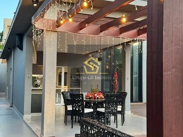 Casa com 1500m² 4 quartos e 6 banheiros, à venda, no bairro Chácaras São Bento em Valinhos
