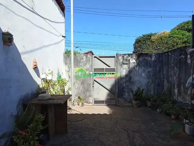 Casa com 588m², à venda, no bairro Nossa Senhora das Graças em Teresina