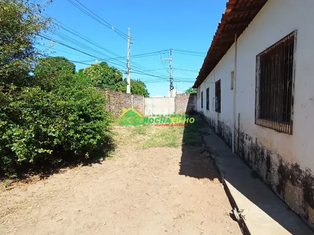 Casa com 588m², à venda, no bairro Nossa Senhora das Graças em Teresina