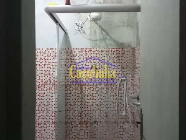 Casa com 1m² 2 quartos e 1 banheiro, à venda, no bairro Santanesia em Piraí