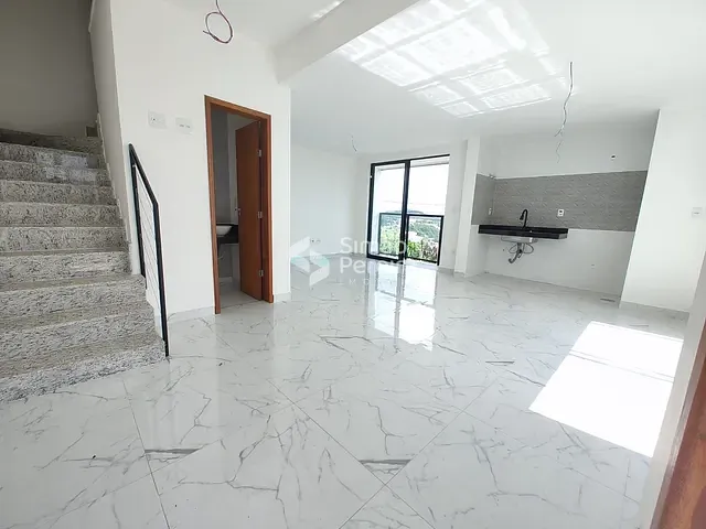 Casa 3 quartos e 3 banheiros, à venda, no bairro Santana em Juiz de Fora